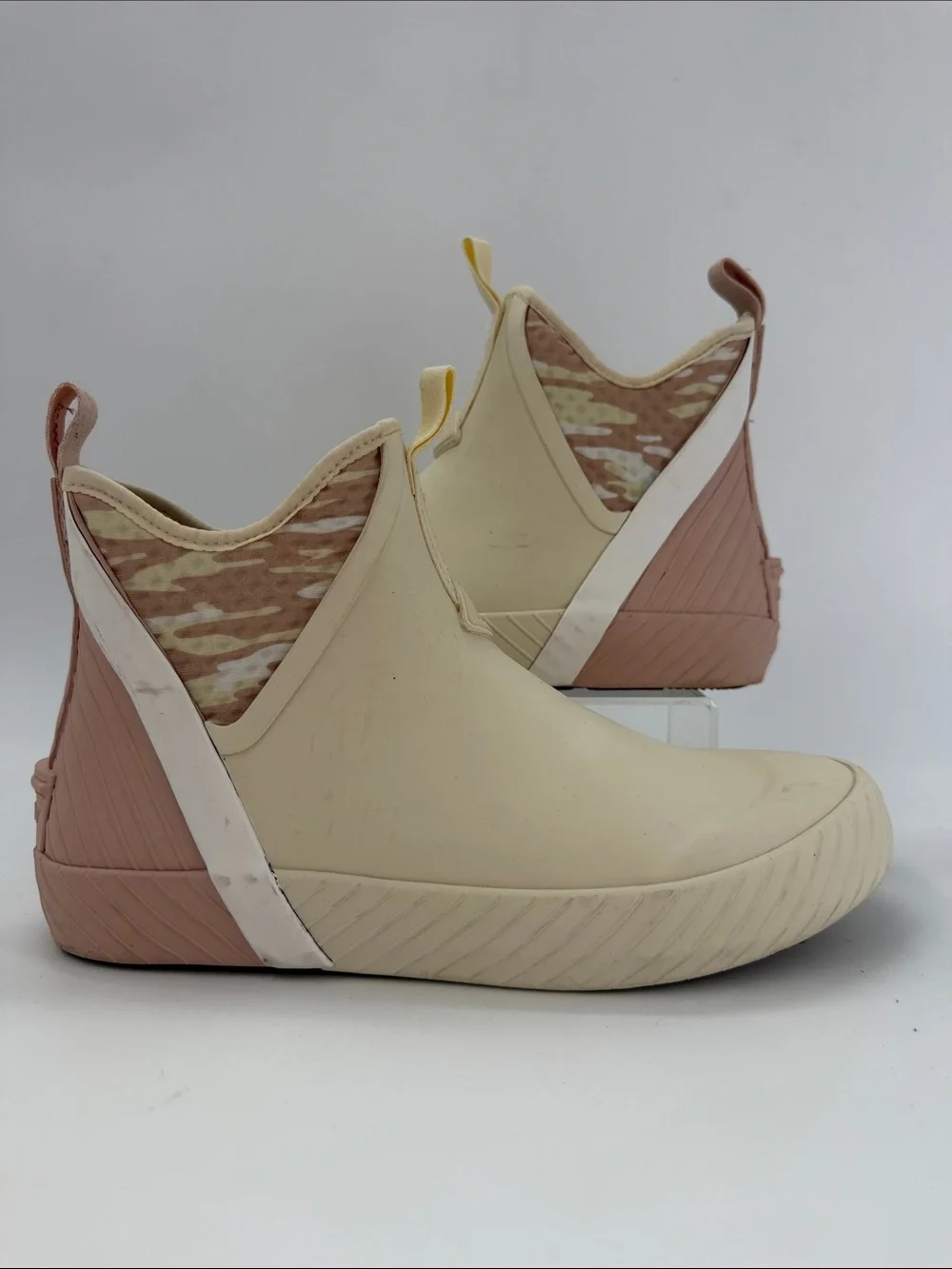 Sperry Womens Cream Chelsea Cutwater Deck Boot Size US 8.0M EU 39